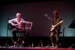 Gonzalo Montero y Carlos de Abuin en Canciones al Filo -- Fotograf�a de Chema Lara